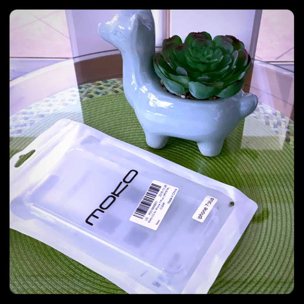 Moko iPhone 7 Plus Crystal Clear Cover